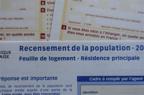 A Bordeaux Le Recensement De La Population A Commenc Comment A