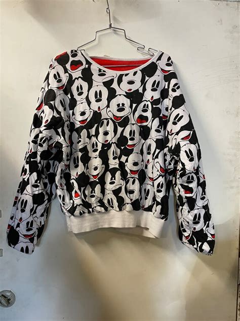 S Mickey Mouse Reversible Sweater Gem