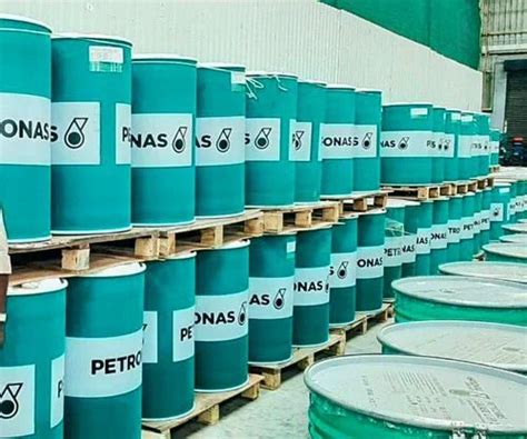 Petronas Industrial Lubricants, Packaging Type: Barrel at Rs 250/kg in ...