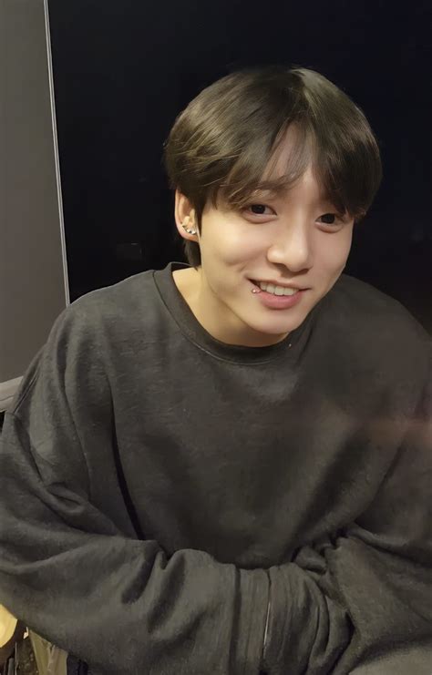 Mmo🦕 On Twitter Jeon Jungkook V Live Hd Pictures A Thread 🥹 T