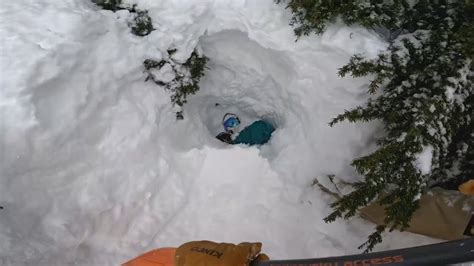 Video Snowboarder Buried Alive In Snow Rescued By Skier In Washington