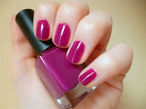 La vida en rosa Esmalte de Uñas Gel Look Party Purple de SKEYNDOR