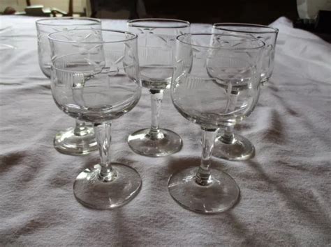 Lot De Verres Pied Anciens Grav S Cisel S Eur Picclick Fr