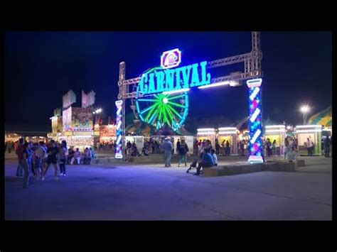 Opening Night Of The Carnival At The Fort Bend County Fair Youtube