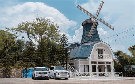 Hillbarn Cafe Windmill Eiffel Tower Cafe Restaurant