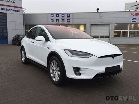 Tesla Model X 90D elektryczny opinie dane techniczne cena zdjęcia