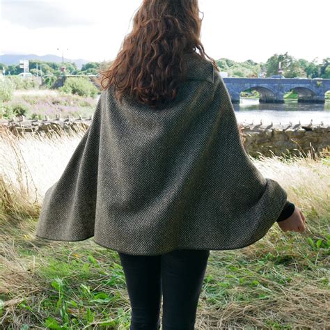 Versatile 3in1 Irish Tweed Poncho Cape Shawl Speckled Military