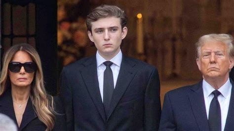 Barron Trump El Hijo Menor Del Expresidente No Participará En La Convención Republicana Acento