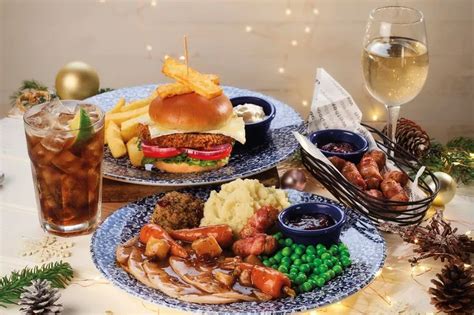 New Wetherspoons Christmas Menu Boasts Fully Loaded 11 Inch Chicken