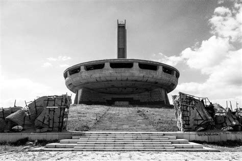 Buzludzha Monument Photography - Journal - Robin Hanhart