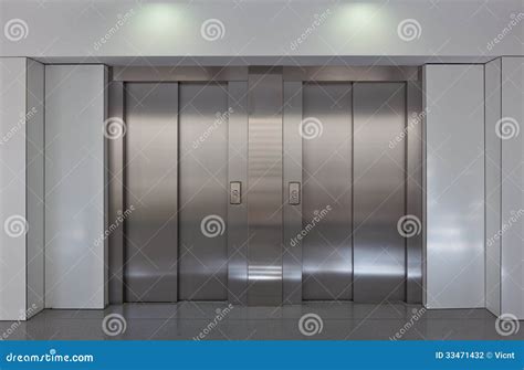 Car On Elevator Royalty-Free Stock Photo | CartoonDealer.com #42796929