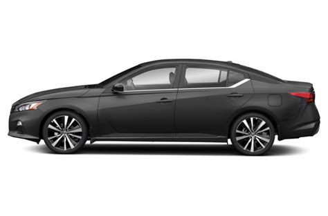 2021 Nissan Altima Pictures