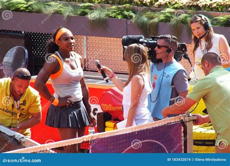 Tennis Player Serena Williams Giving Interview After Winning The Match