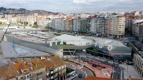 Los centros comerciales de Nhood España elevan su afluencia un 7