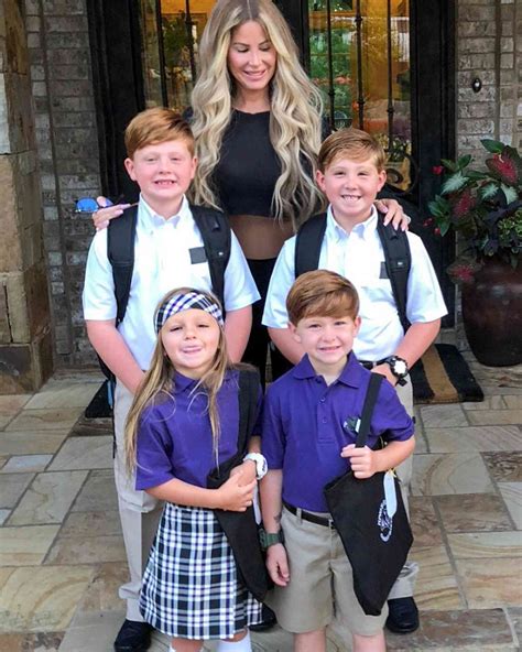 Kim Zolciak-Biermann Gets Emotional Over Her Kids' First Day at School ...