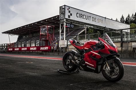 Hd Wallpaper Ducati Race Track Superleggera V Wallpaper Flare