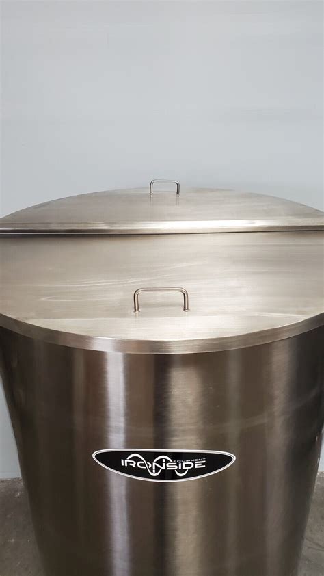 Brand New 300 Gallon Stainless Steel Liquid Holding Tank Dish Bottom