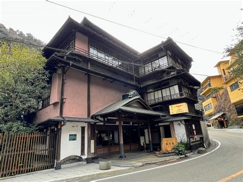 箱根塔ノ沢温泉 元湯環翠楼 宿泊記 創業400年の老舗旅館で温泉内湯付きの部屋に泊まる大人の一人旅 温泉ブログ 山と温泉のきろく