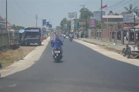 Dinas Pupr Jombang Lebarkan Ruas Jalan Kabupaten Sepanjang Tahun