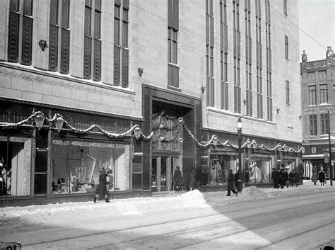 Montréal je me souviens Rue Sainte Catherine