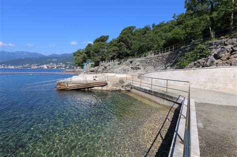 Plaža Kostanj Grad Rijeka