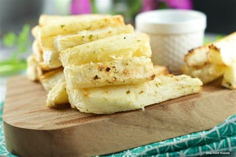 Grilled Yuca With Garlic Mojo Sauce Recipe Food Yuca