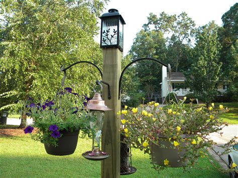 Diy Freestanding Bird Feeder And Flower Post Garden Yard Ideas Bird