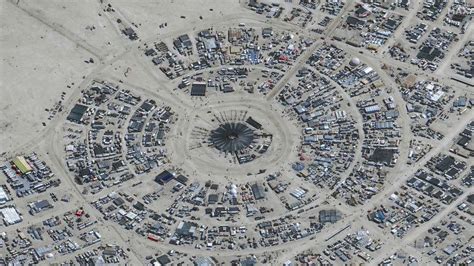 Festival Burning Man Versinkt Im Schlamm