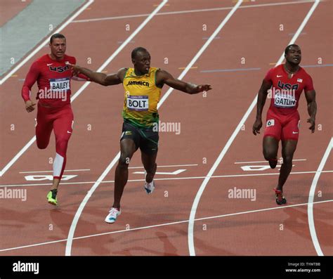 Usain bolt 2012 olympics 100 hi-res stock photography and images - Alamy