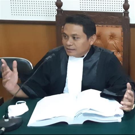 Pengacara Belum Terima Surat Penetapan Tersangka Puspa