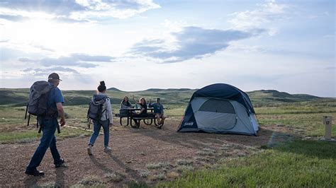 Camping Grasslands National Park