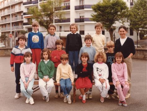 Photo De Classe Ce De Ecole Thermes Salins Biarritz