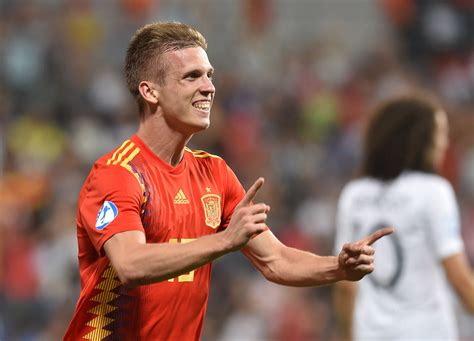 Dani Olmo Della Dinamo Zagabria Nelle Ultime Notizie Di Mercato Del Milan