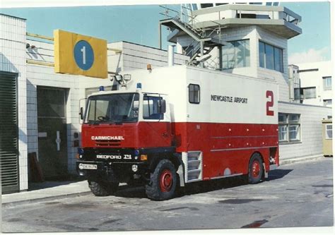 Fire Engines Photos Bedford Tm Hoselayer Newcastle Airport