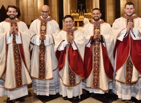 Cardeal Odilo Ordena Cinco Novos Sacerdotes Para A Arquidiocese De S O