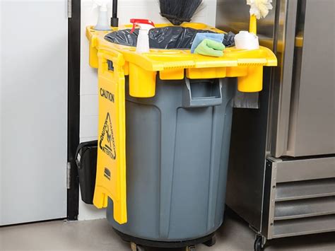 Rubbermaid Fg Yel Se Al De Prevenci N Piso Mojado Cm Amarillo