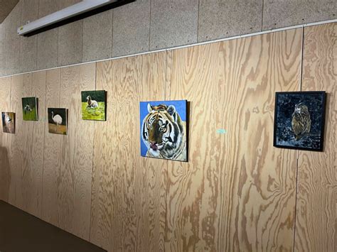 Exposition Des Pinceaux Et Des Animaux Du Club Des Amis De L Art