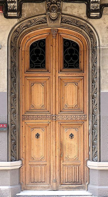 Barcelona Gran De Gr Cia D Unique Doors Beautiful Doors