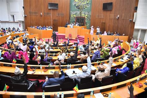 Assembl E Nationale Dr Marie Khemesse Ngom Ndiaye Pr Sente Projets