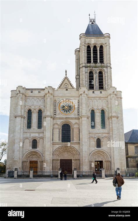 View Of Basilica Of Saint Denis Basilique Saint Denis Paris France