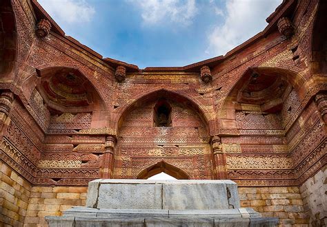 Everything You Need To Know About Qutub Minar Complex Delhi