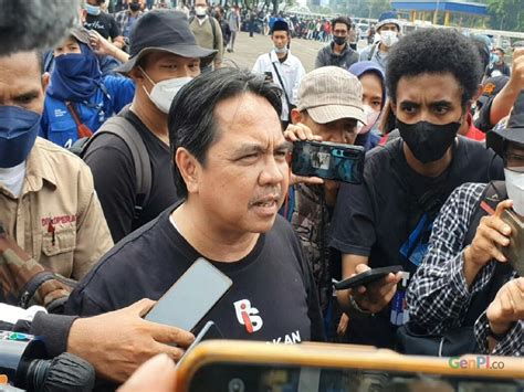 Ade Armando Ungkap Kondisinya Saat Dikeroyok Pendemo Oh Ternyata