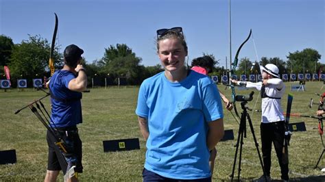 Saint Avertin Lola Grandjean B N Vole Et Championne De Tir L Arc