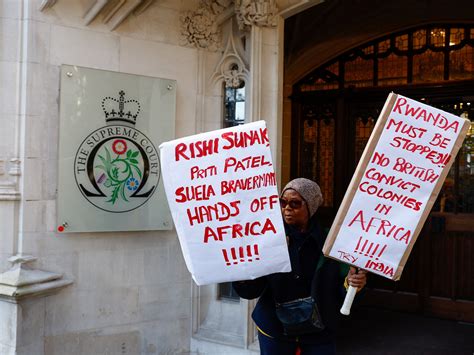 La Cour Juge Illégal Le Projet Du Royaume Uni Denvoyer Des Migrants Au