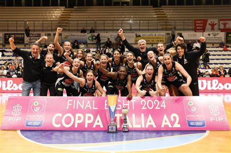 Serie A2 F Udine Vince La Coppa Italia Dopo Tre Supplementari Le