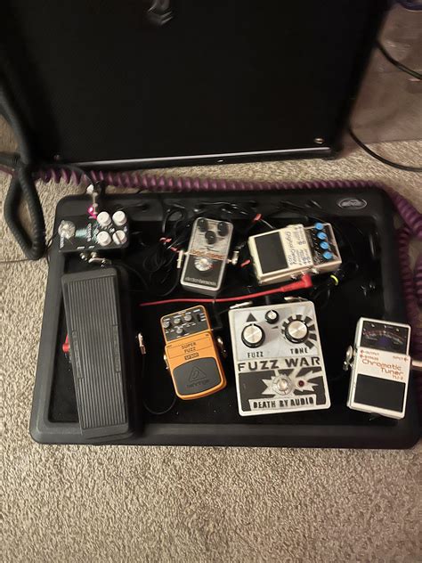 Ed O’ Brien: “I was always drawn to sounds that didn’t sound like the guitar.” : r/guitarpedals