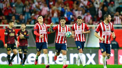 Chivas Vence A Xolos Y Amarga En El Debut Del Piojo Herrera Hoy Fut