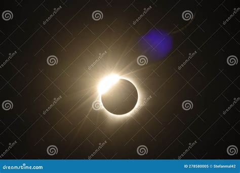 Diamon Ring during the 2023 Australian Total Solar Eclipse in Exmouth ...