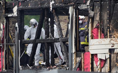 Francia Mueren Al Menos Nueve Personas Por Incendio En Residencia De