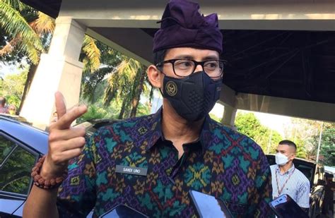 Bertolak Ke Pulau Dewata Menteri Sandiaga Uno Merespons Video Viral